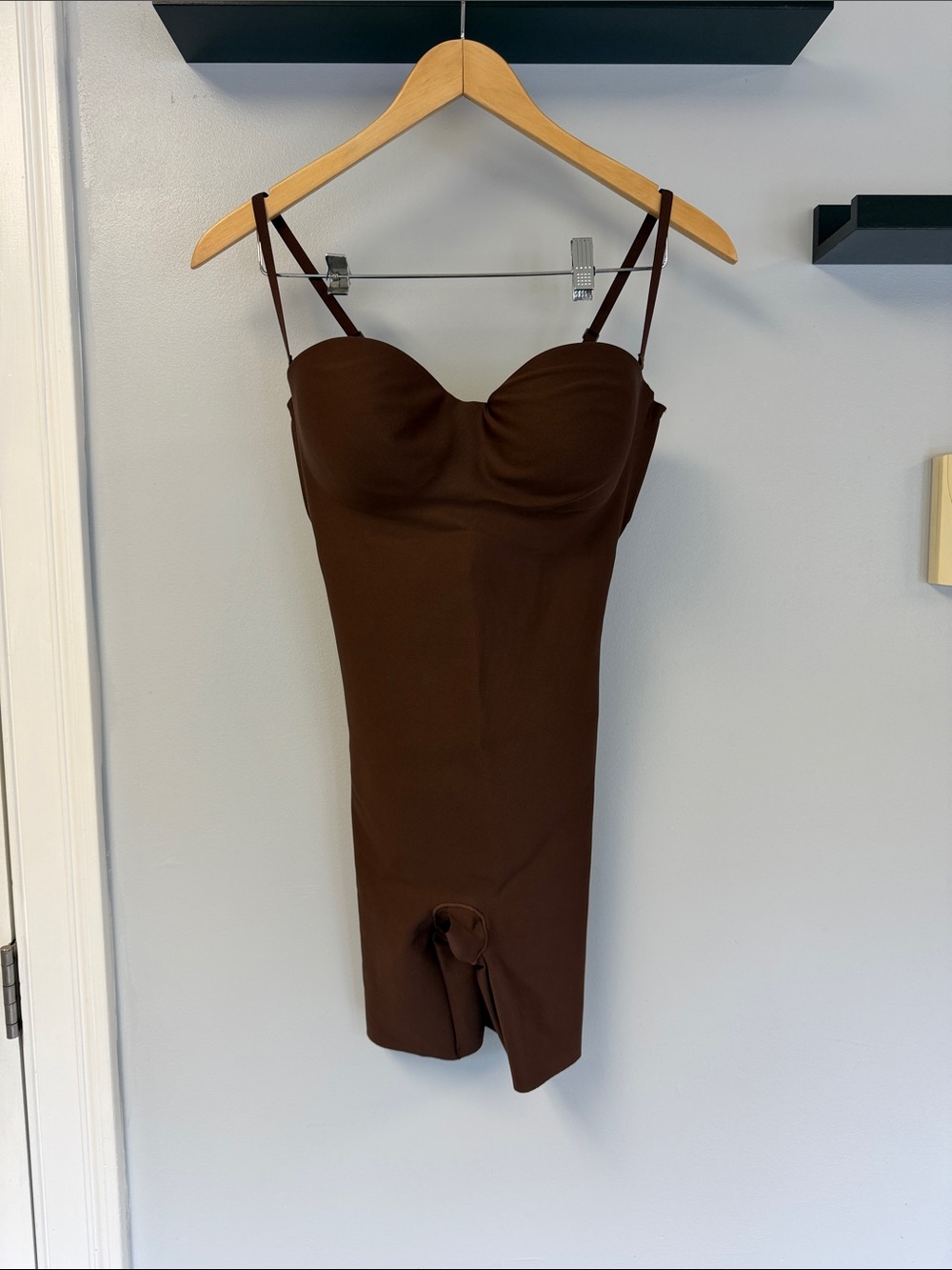 NWT SKIMS Zoned Underwire Mid Thigh Bodysuit